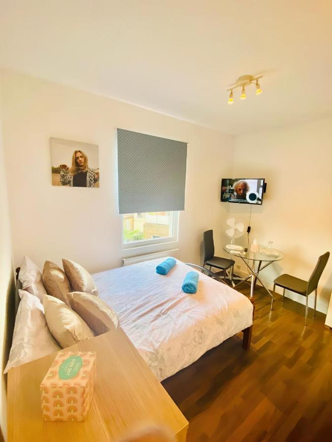 One Bed Studio Flat In Central London Apartman Kültér fotó